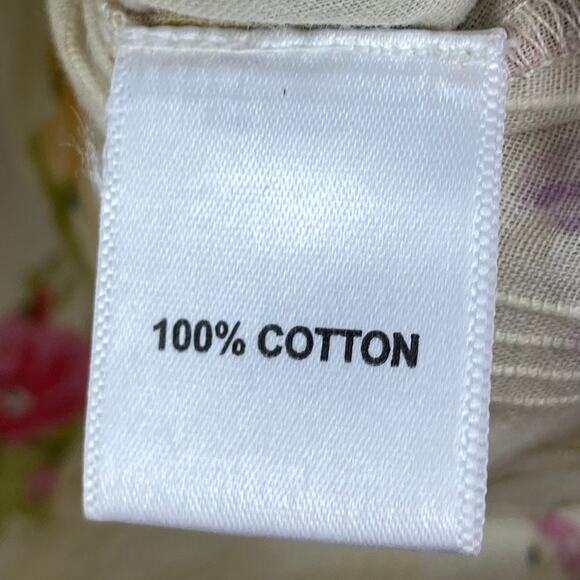 NWOT MILLE RESORT TRAVEL Top M Hanna Floral Ruffle Front Trianon - Picture 6 of 7